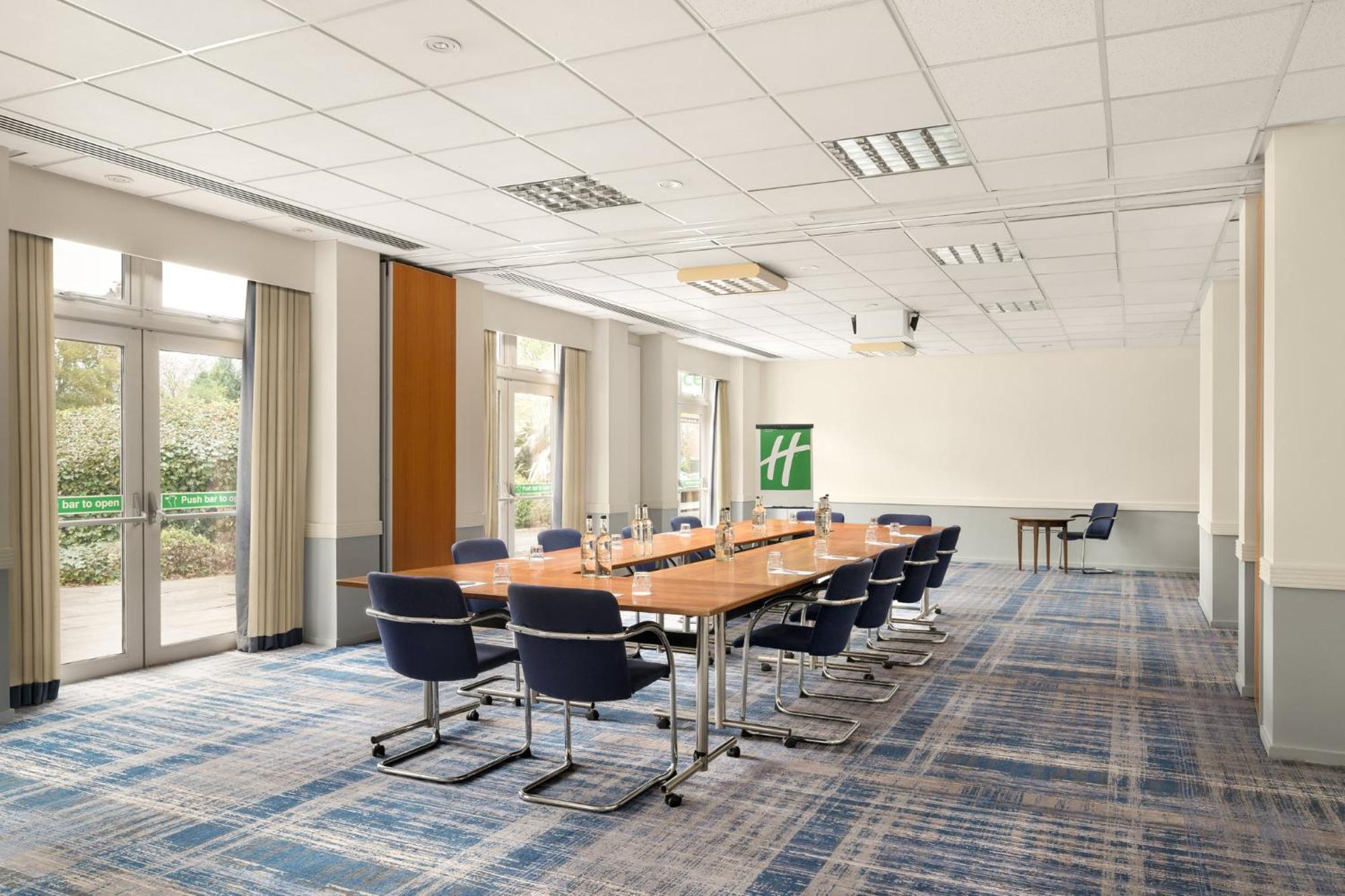 Holiday Inn York By Ihg Exterior photo