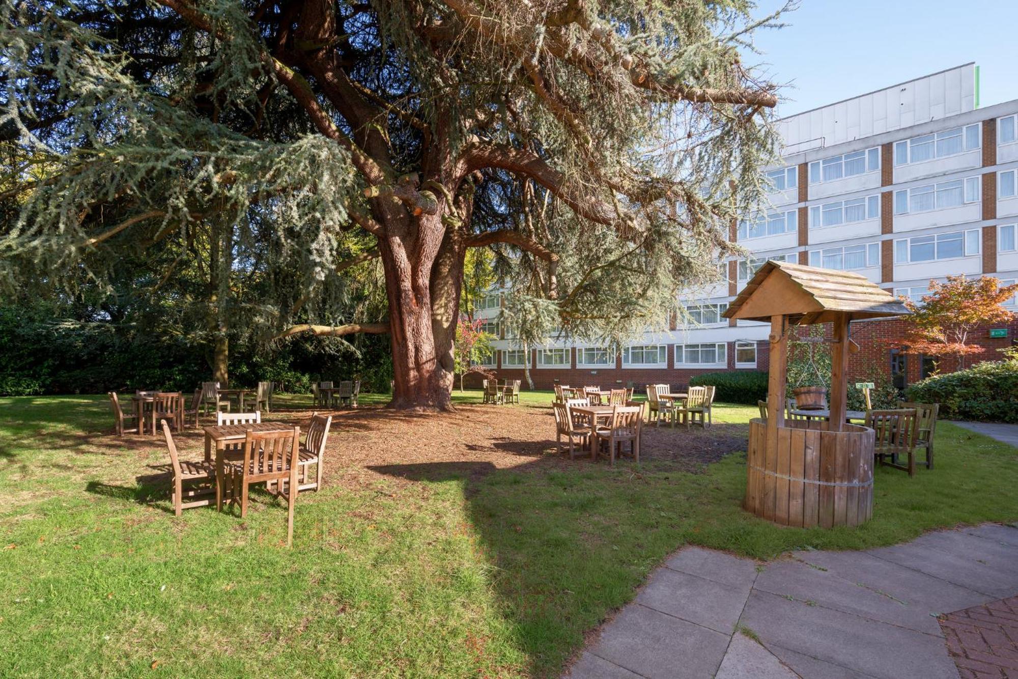 Holiday Inn York By Ihg Exterior photo
