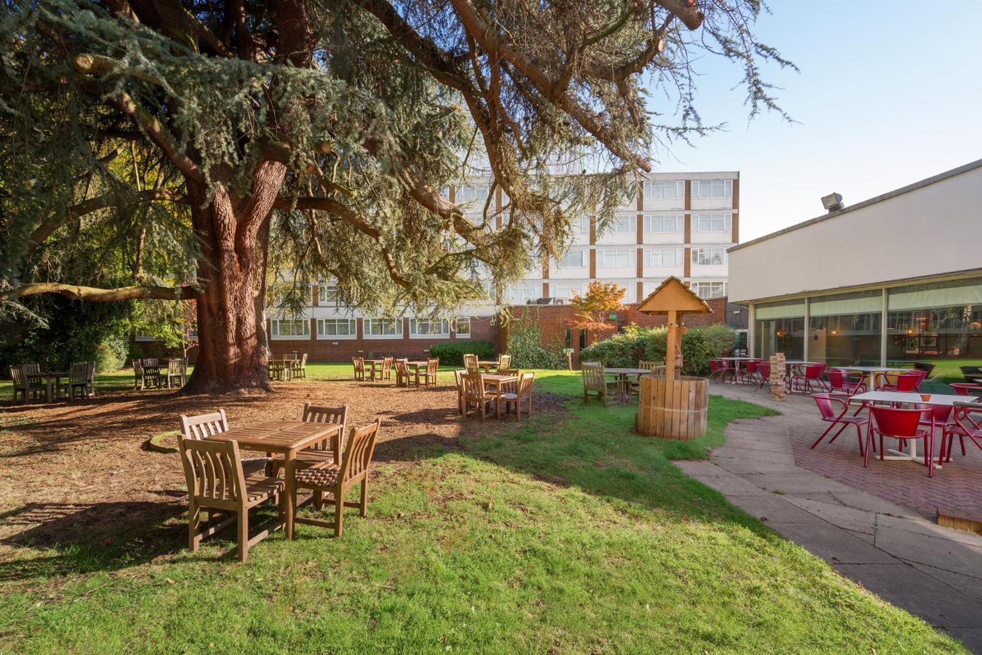 Holiday Inn York By Ihg Exterior photo