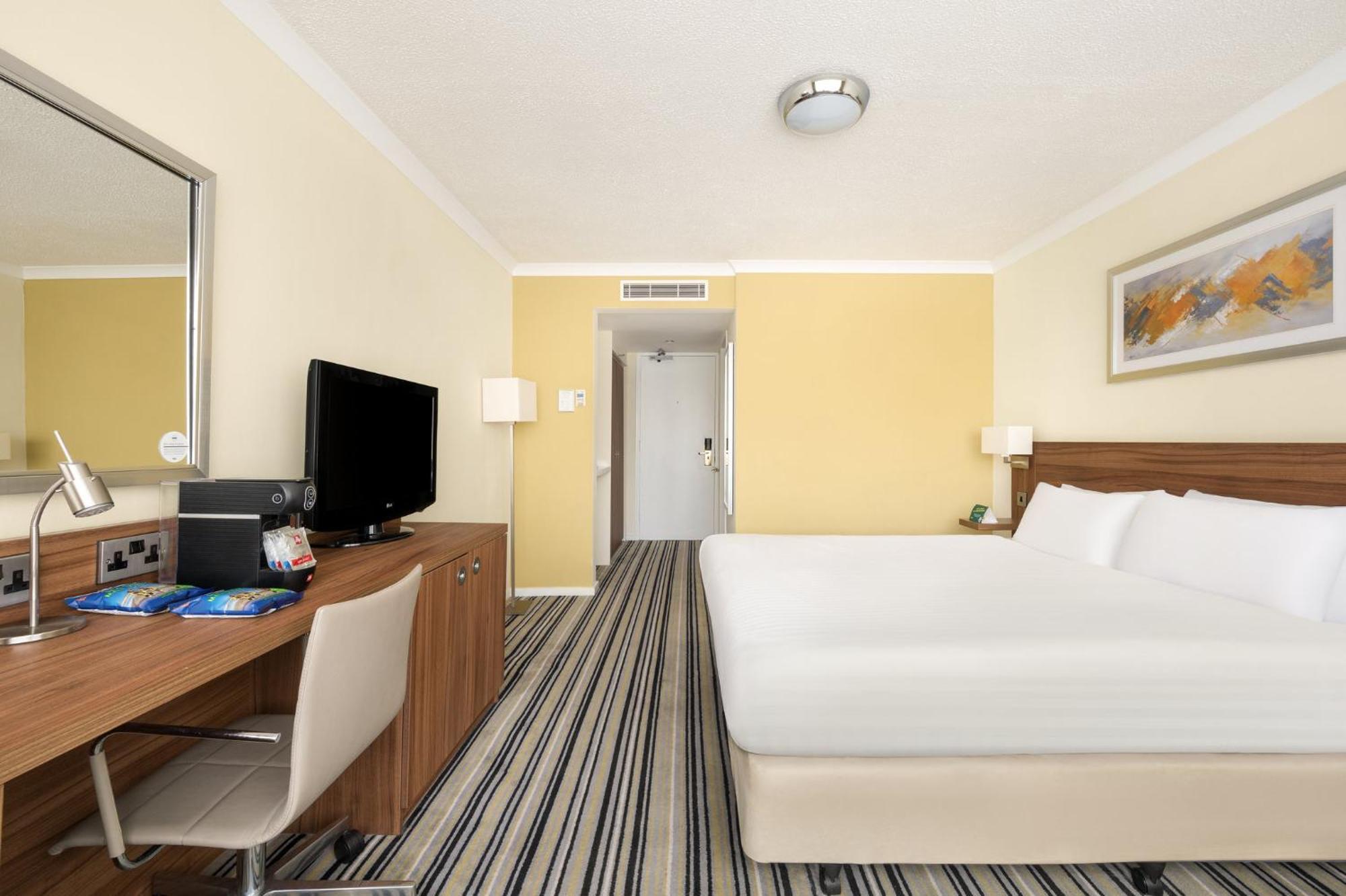 Holiday Inn York By Ihg Exterior photo